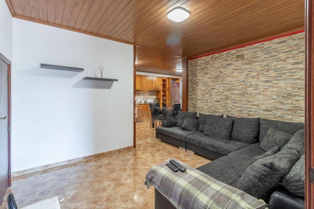 Casa Central - Peceful Mountain Retreat In Calheta Ribeira do Raposo Exteriör bild